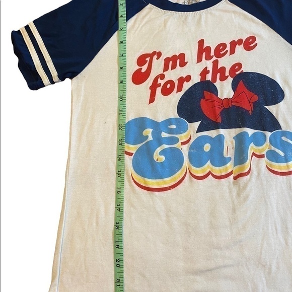 disney Parks Tshirt size Small - Picture 4 of 7